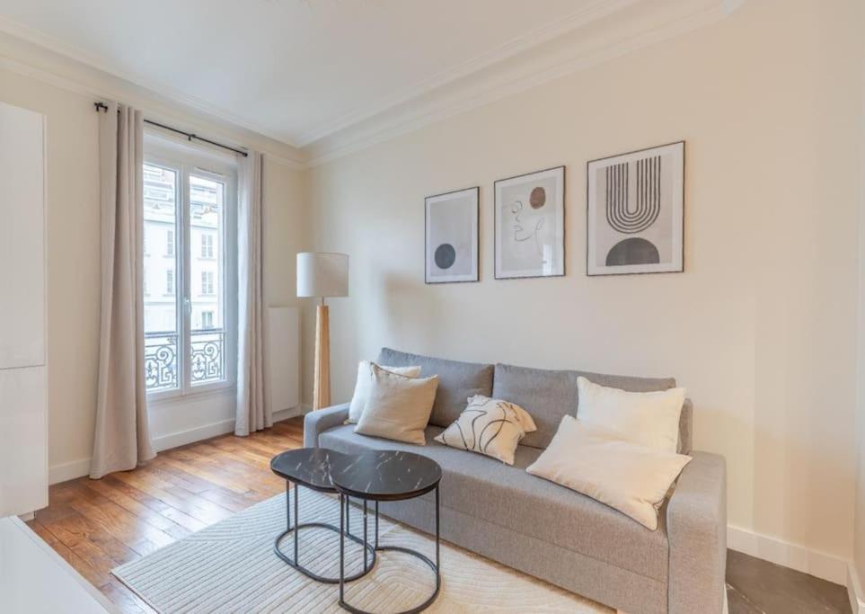 Cosy & Modern Flat In 14